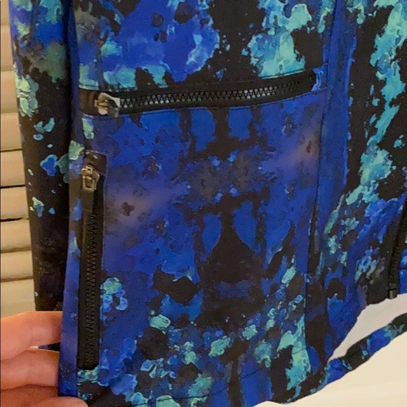 Fabletics Jacket - Picture 2 of 4